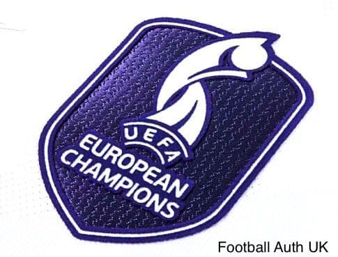 Patch UEFA Euro 2008 Football Soccer - Insigne De Collection Excellent état